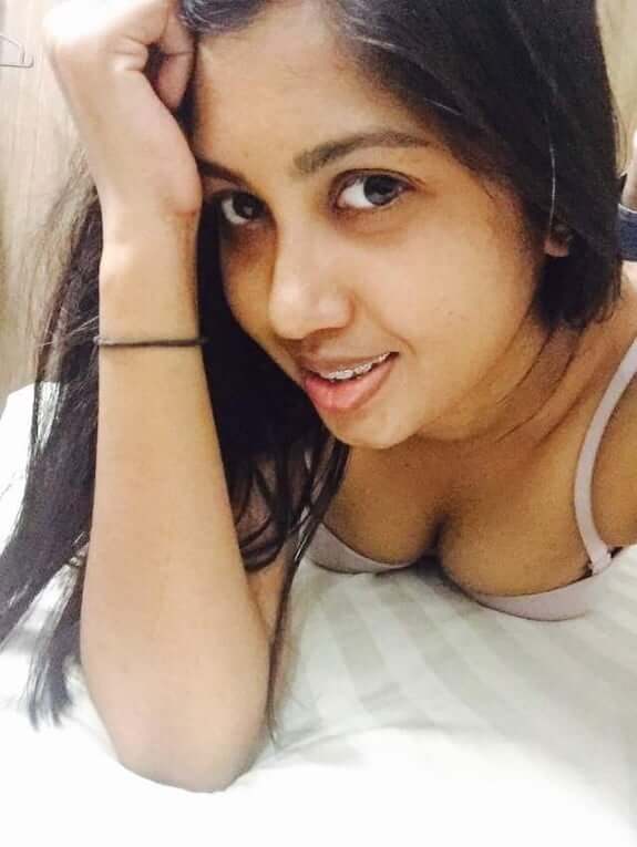 Hot Indian selfie pics to make your dick harder 2