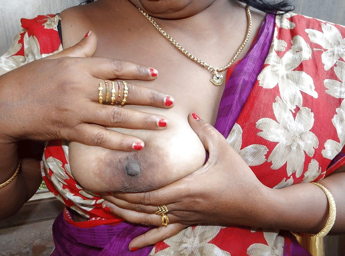 Hot Indian wife nude photo shoot in an under-construction site 5