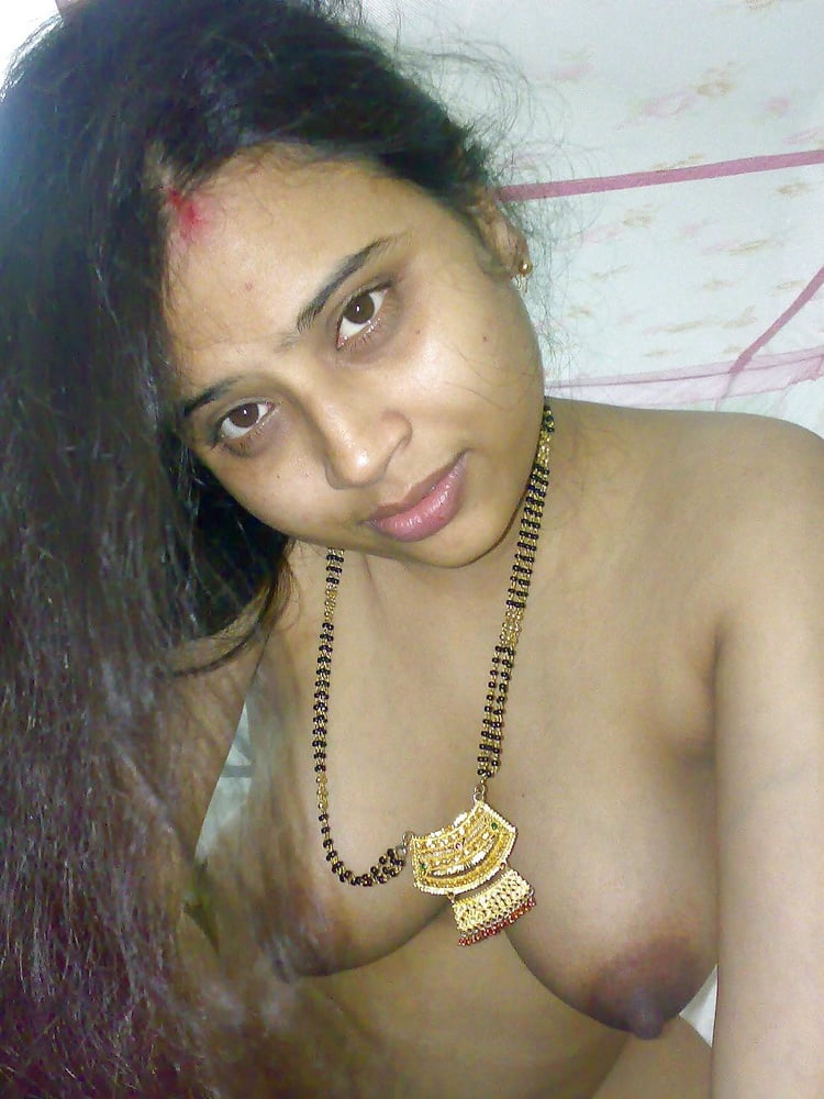 Hot sexy Indian wife nude show Indian sex photos 4