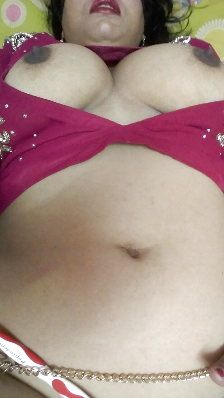 Hot sexy Indian wife nude XXX pics 6