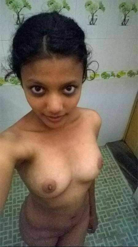 Hottest mallu girl first time naked selfies 9
