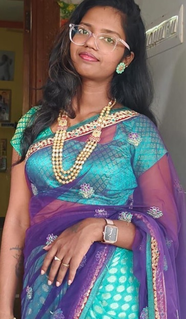 Hottest Tamil wife nude striptease selfies for ex-lover 1