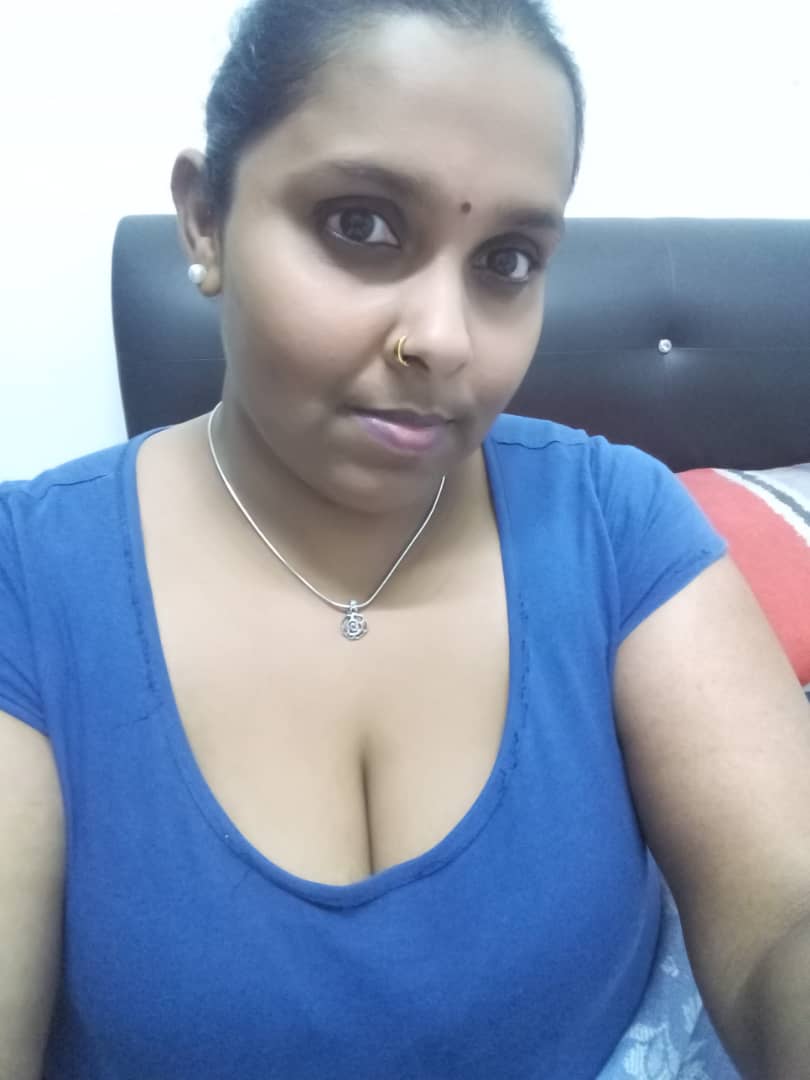 Hukka Bhabhi nude photos 5