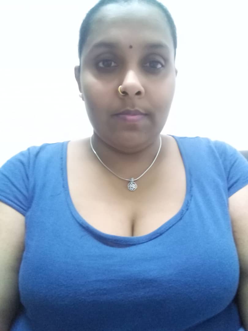 Hukka Bhabhi nude photos 6