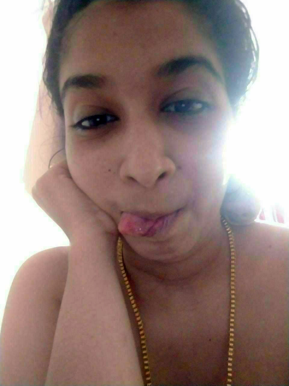 Hyderabadi wife nude unseen photos exposed 4