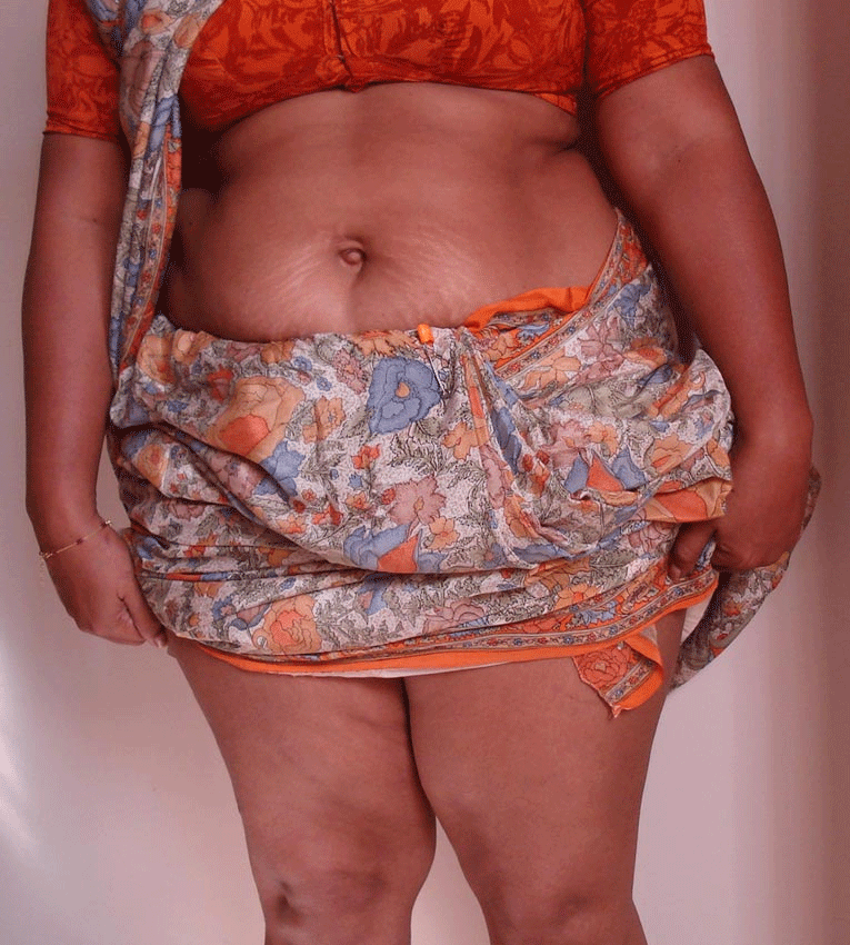 Indian aunty hot buttocks show sex pics 9