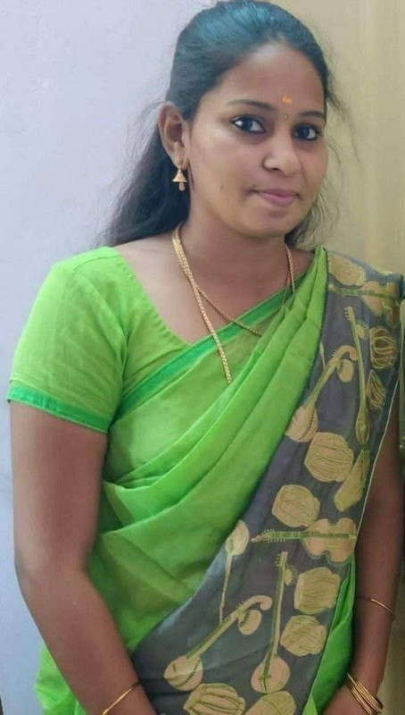 Indian bhabhi incest sex pics with husband brother 7