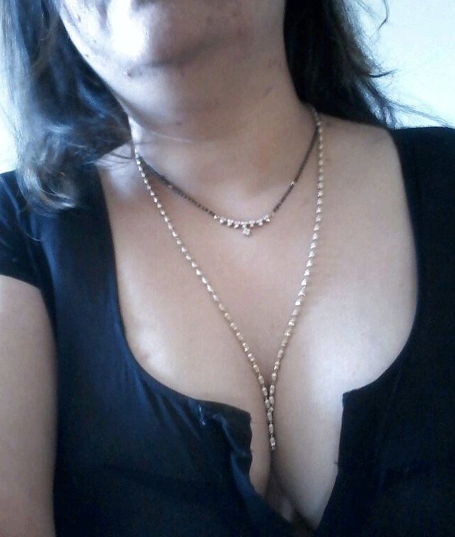 Indian bhabhi naked boobs pics online 3