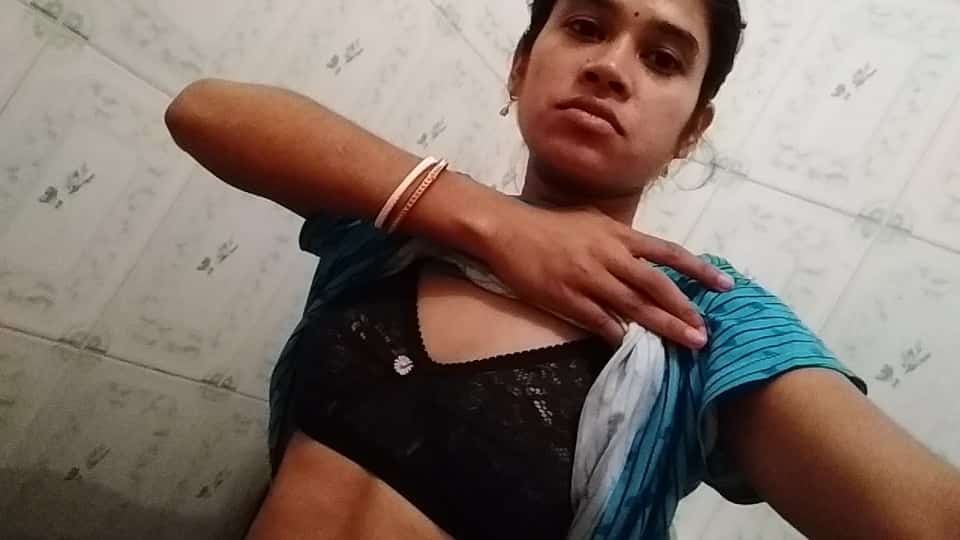 Indian Bhabhi nude photos leaked online 5