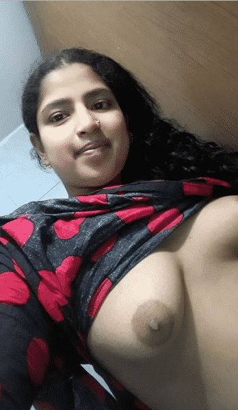 Indian Bhabhi nude pics to rock your dicks 8