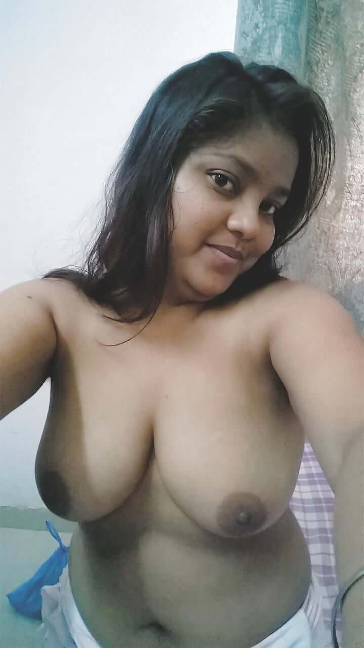 Indian chubby girl nude selfie pics online 3