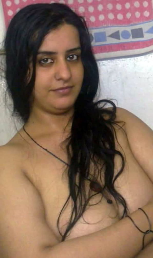 Indian chubby Muslim wife pics 2