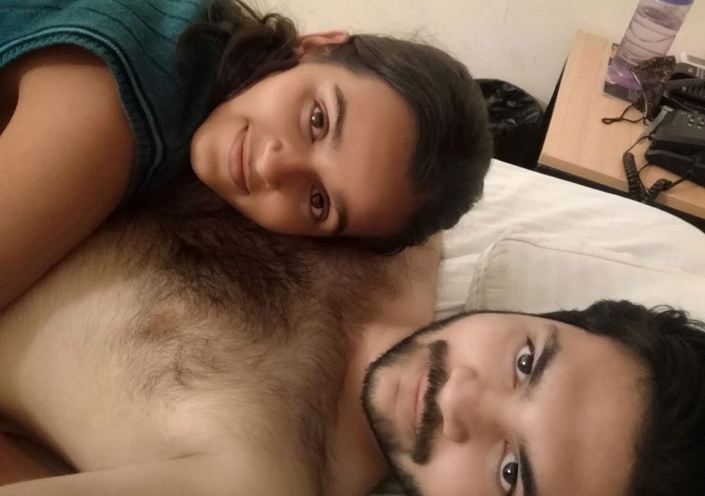 Indian college girl boobs sucked by lover pics 1