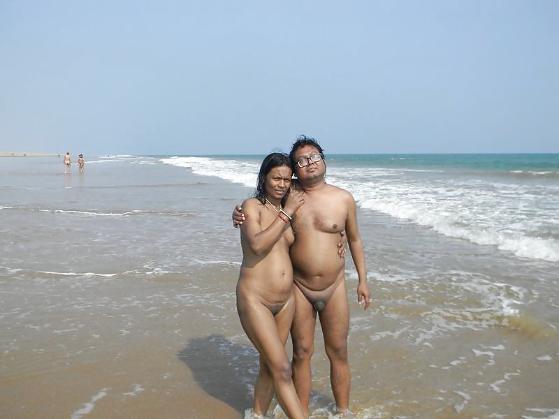 Indian couple beach sex pics 1