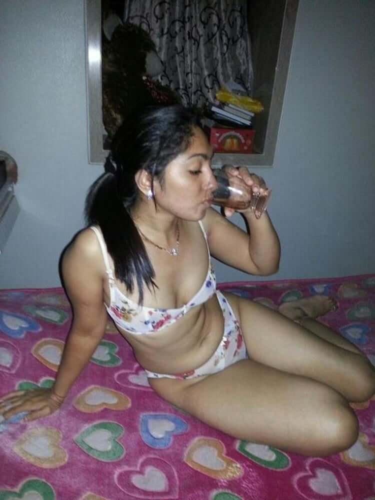 Indian couple honeymoon pics 3