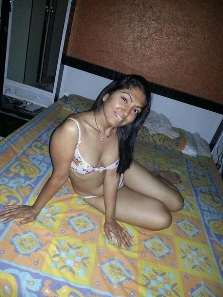 Indian couple honeymoon pics 7
