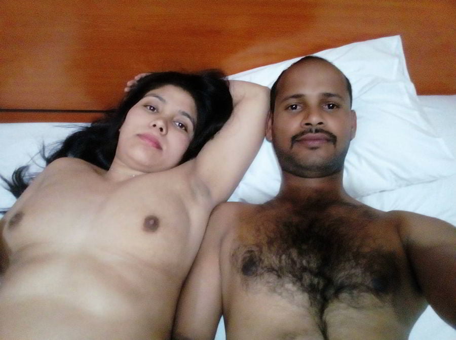 Indian couple sex trip photos leaked online 9