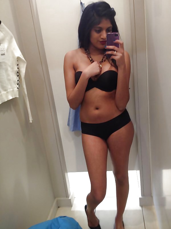 Indian GF nude selfies 5