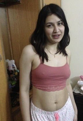 Indian GF porn pics 1