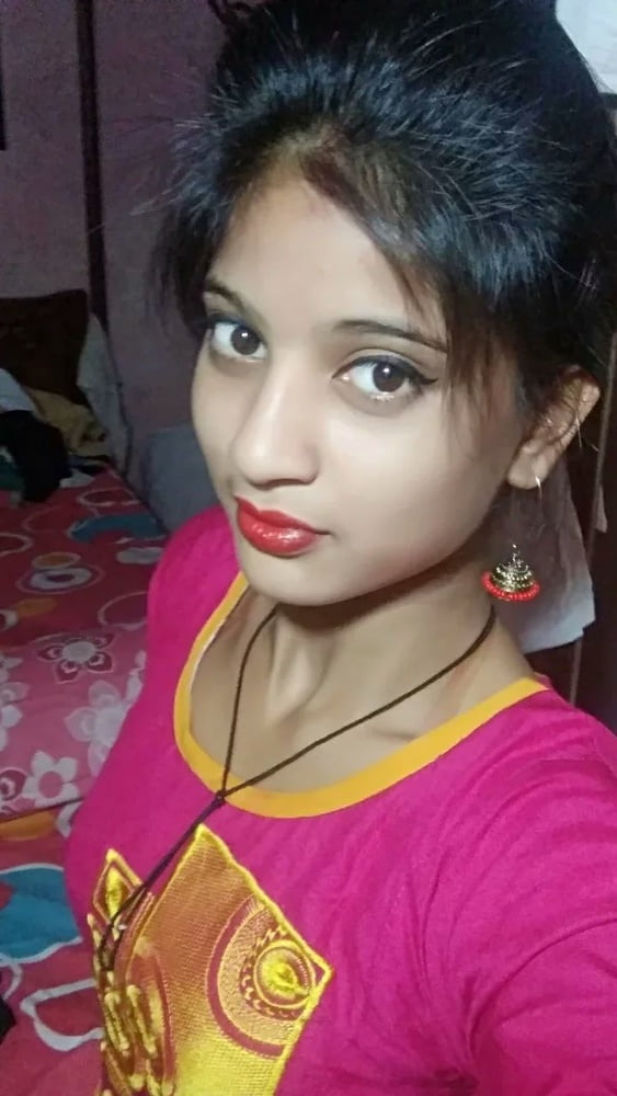 Indian girl nude selfies waiting for your cum tribute 6