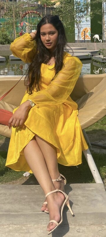 Indian girl nude video call chat and selfies 1