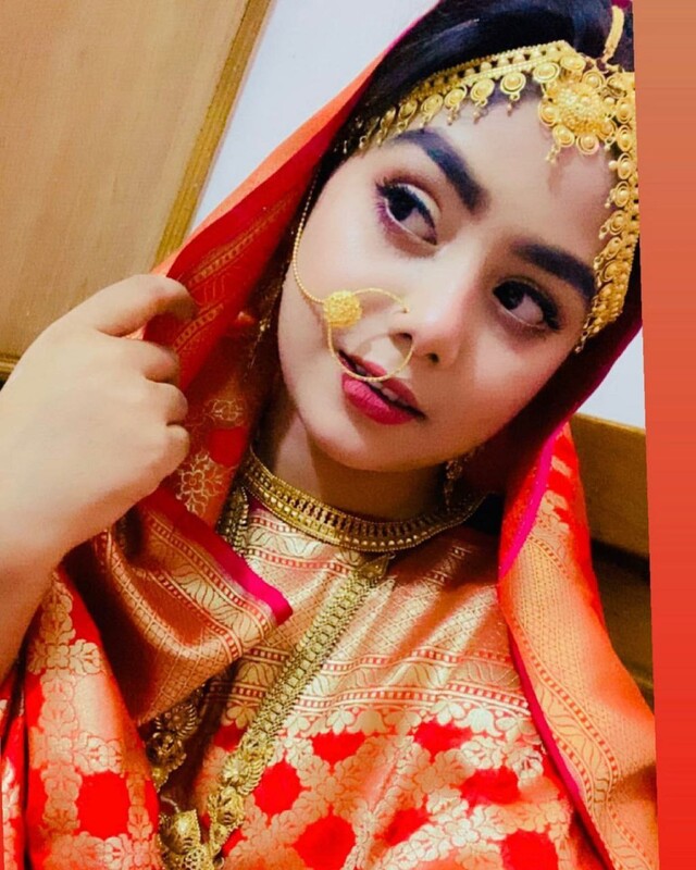 Indian girl revealing nude figure for boyfriend 3
