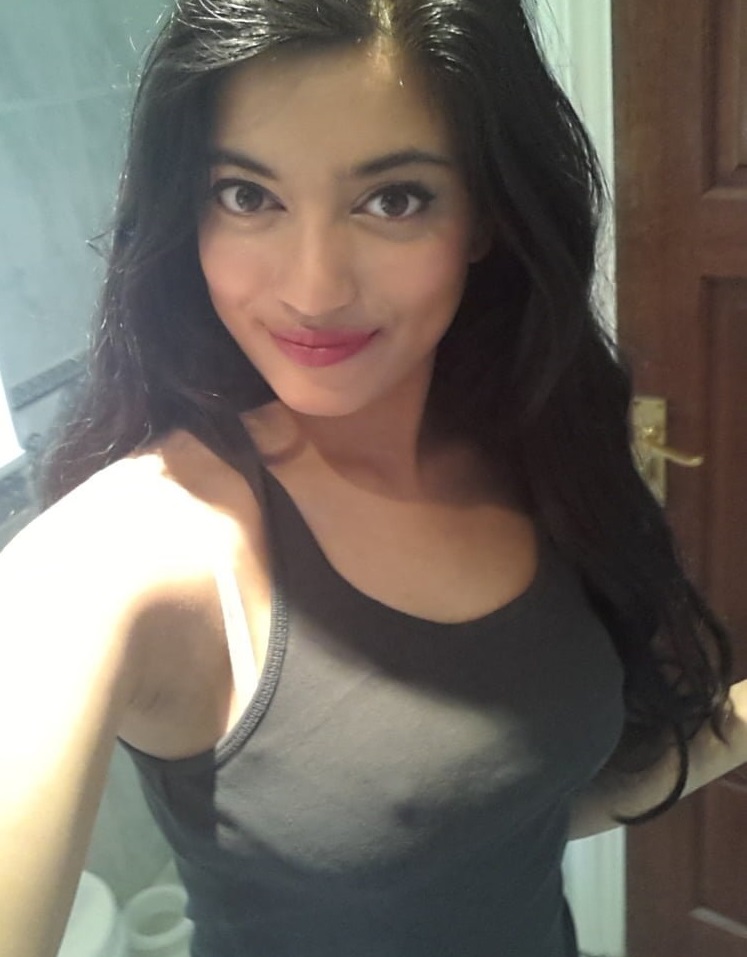 Indian girl self shot pics 4