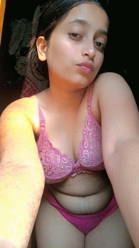Indian hot slut naked premium photo collection 9