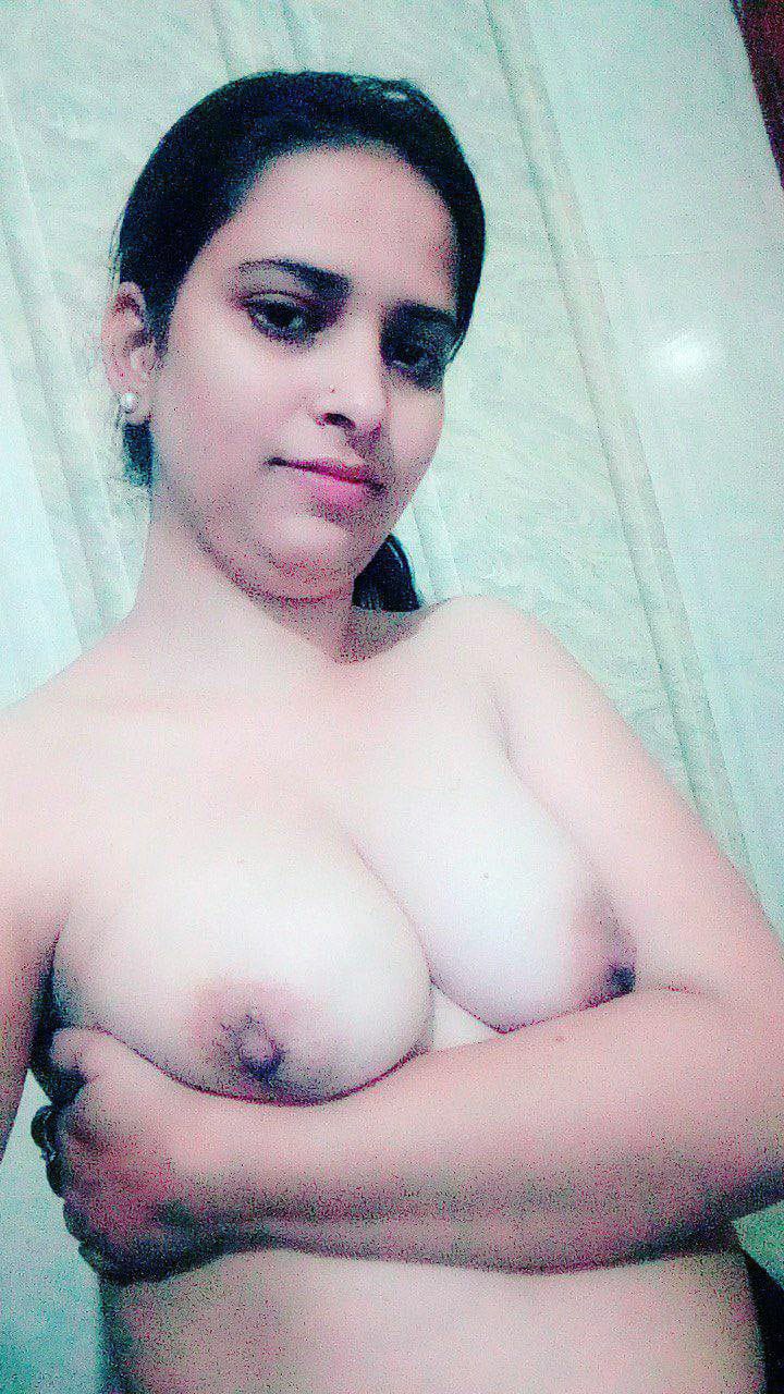 Indian housewife sex relationship nude pics 5