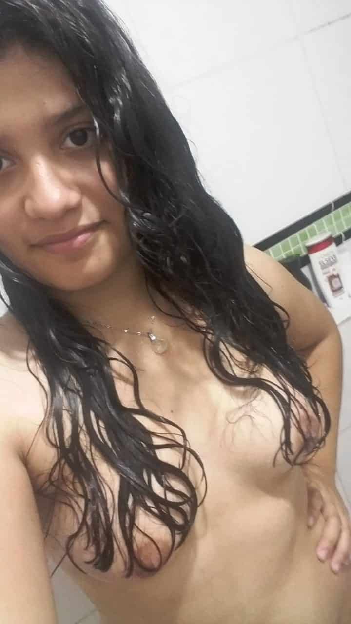Indian nude selfie photos 1