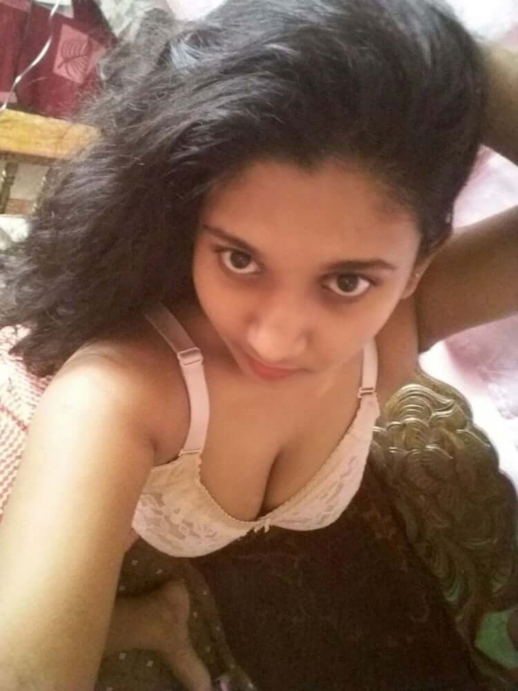 Indian nude show pics of a gorgeous college girl 2