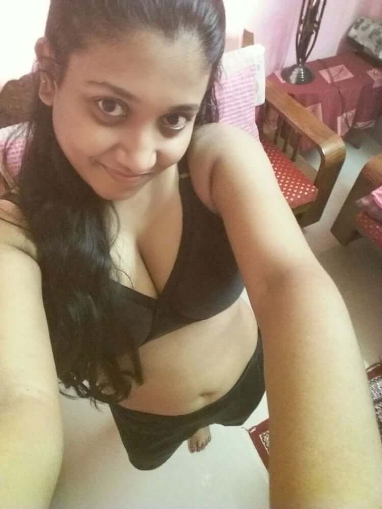 Indian nude show pics of a gorgeous college girl 6