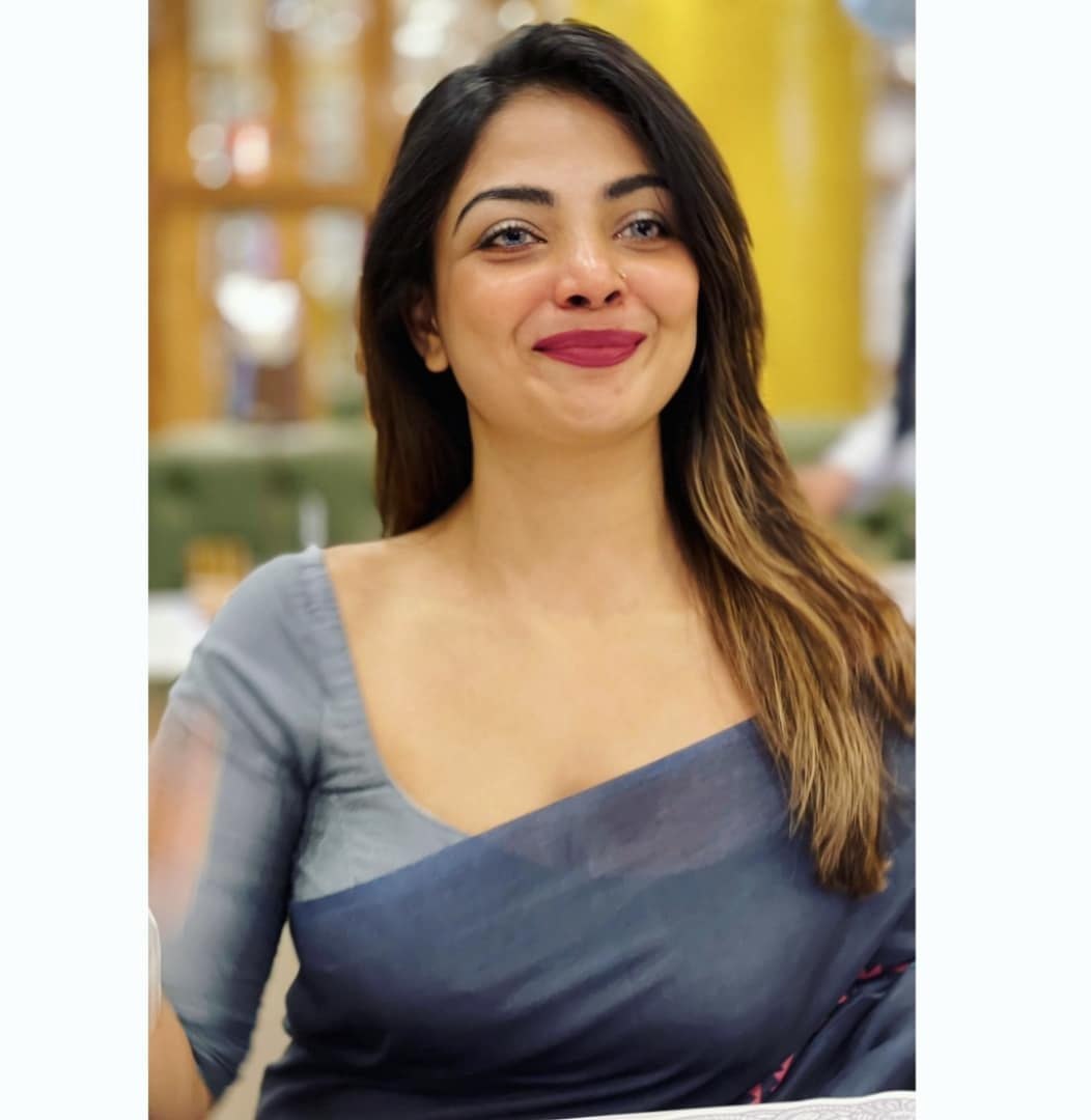 Indian saree girl nude photos exposed online 1