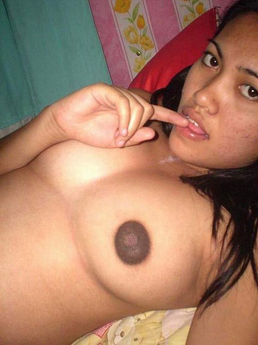 Indian sex photos of horny bhabhi having fun with their husband’s 9