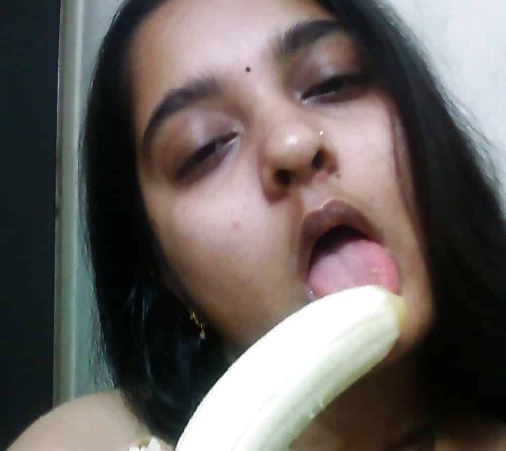 Indian sex pictures of bhabhi devar incest home sex leaked 7