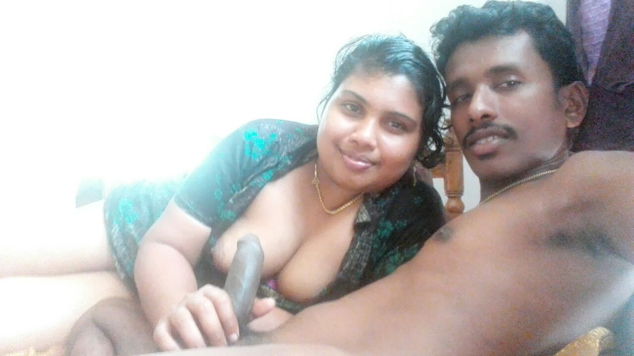 Indian sex pictures of young college couples enjoying home sex 2