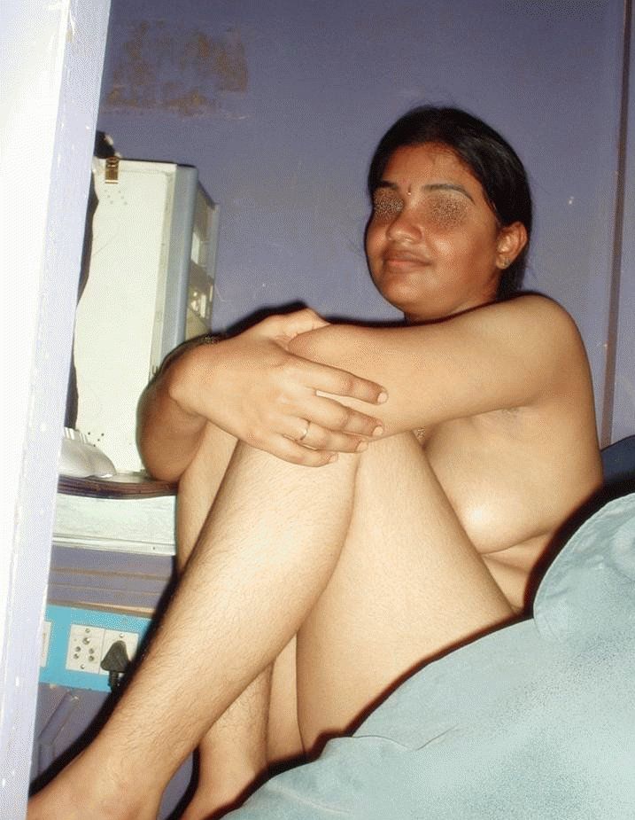 Indian shy wife naked pics goes live for you all 1