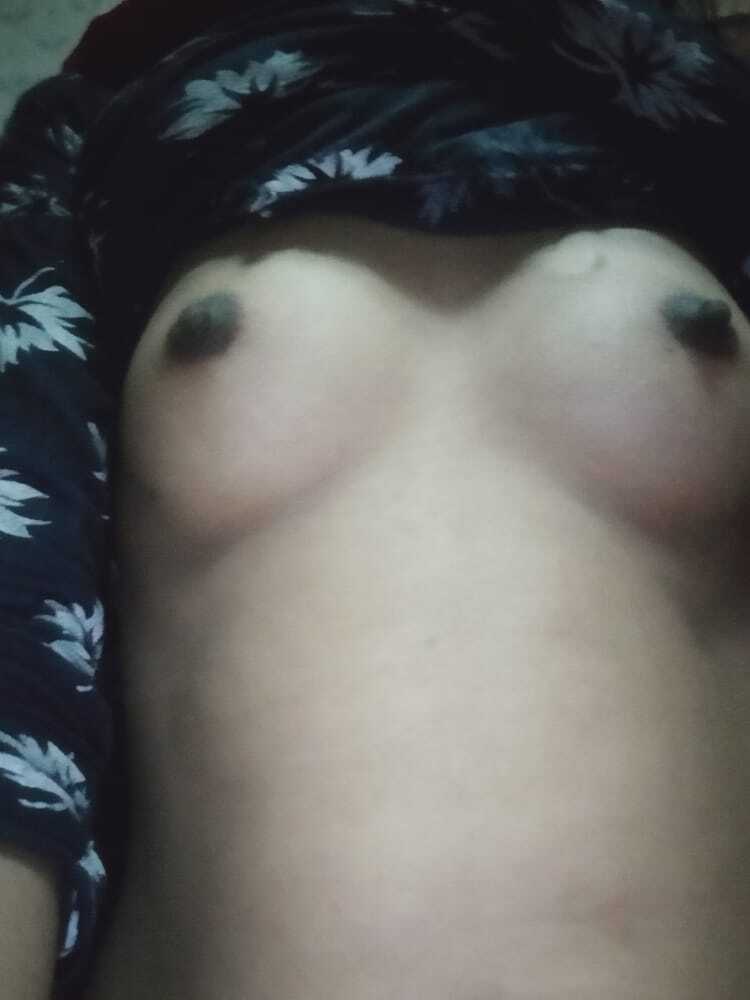 Indian village bhabhi nude pics for ex lover 3
