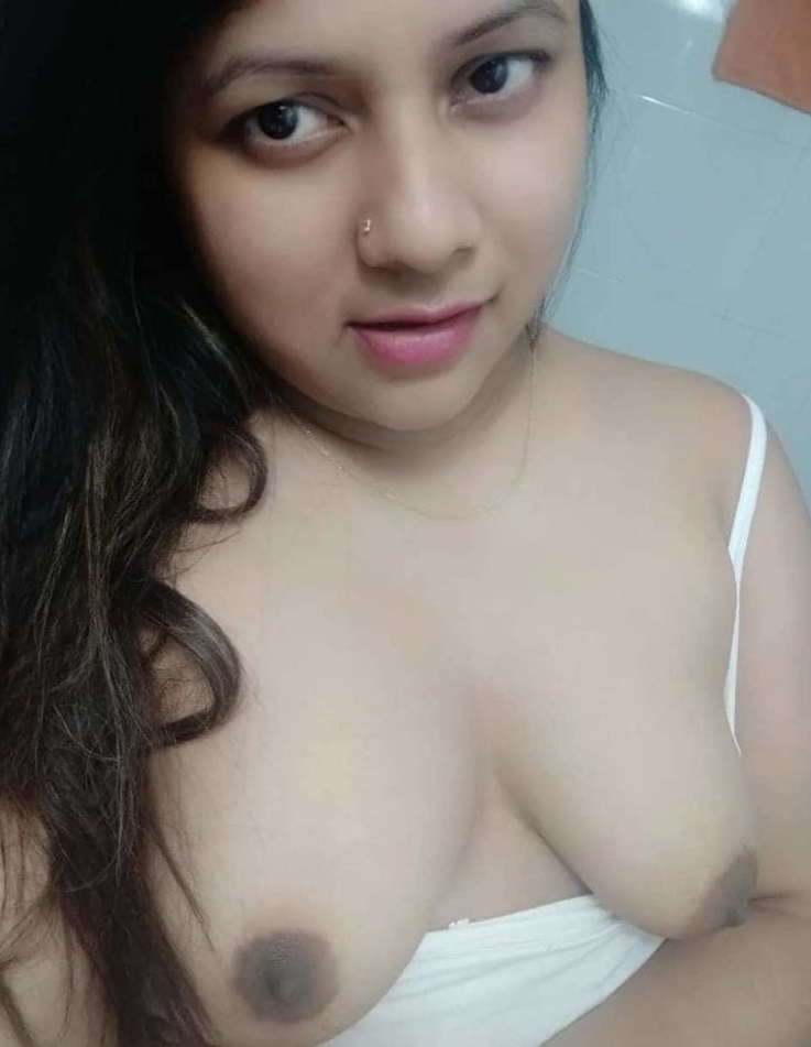 Indian wife forbidden nude pics 5