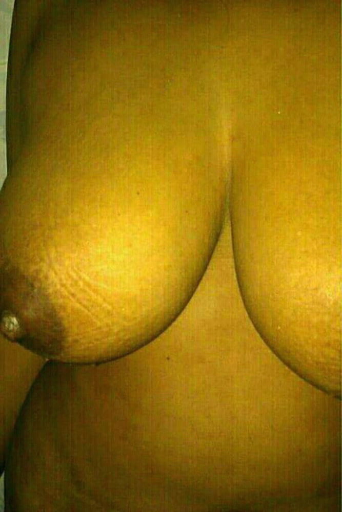 Indian wife nude photos exposed by her husband 2