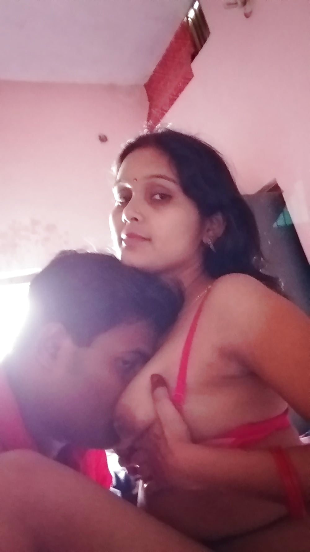 Indian wife nude sex photos with her secret lover 1