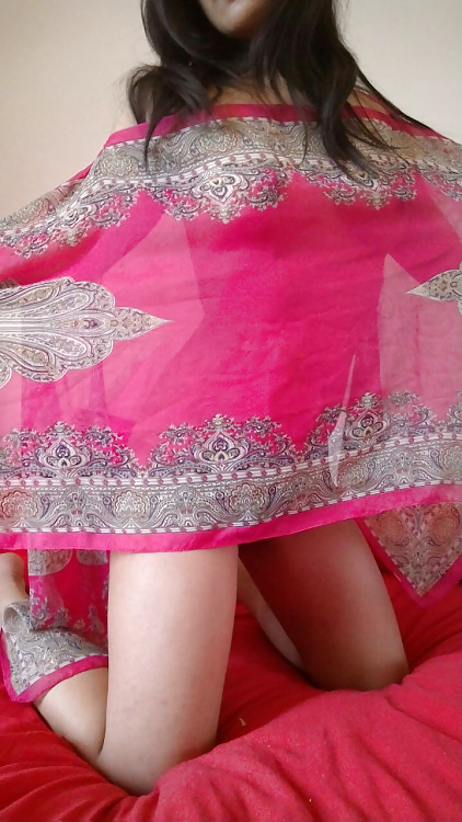 Indian wife pussy show pics 7