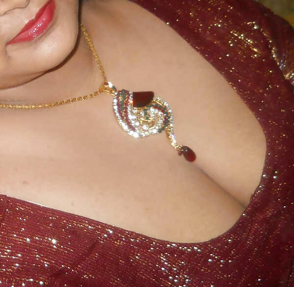 Indian wife sucking dick of her husband photo collection 5