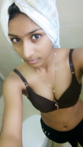 Indian XXX photos of desi college girls showing off their sexy body 8