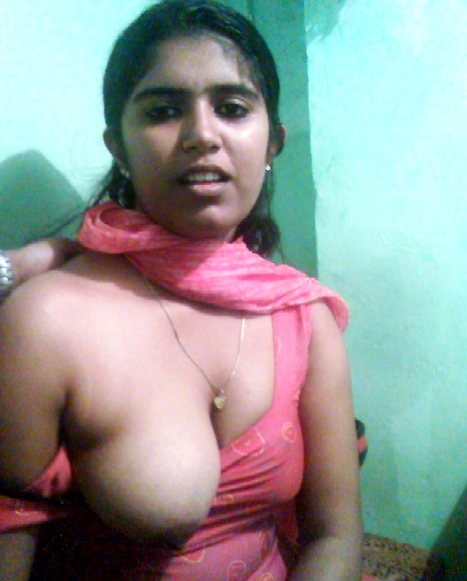 Indian XXX photos of naughty teens showing off their firm boobs 1