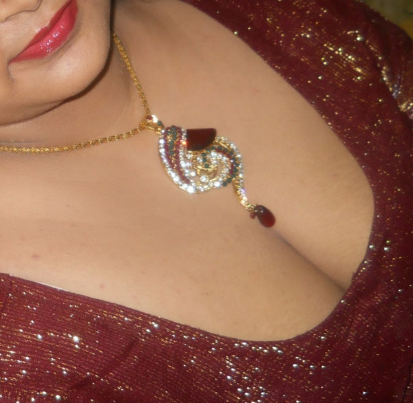 Just married Indian couple sex pics 6