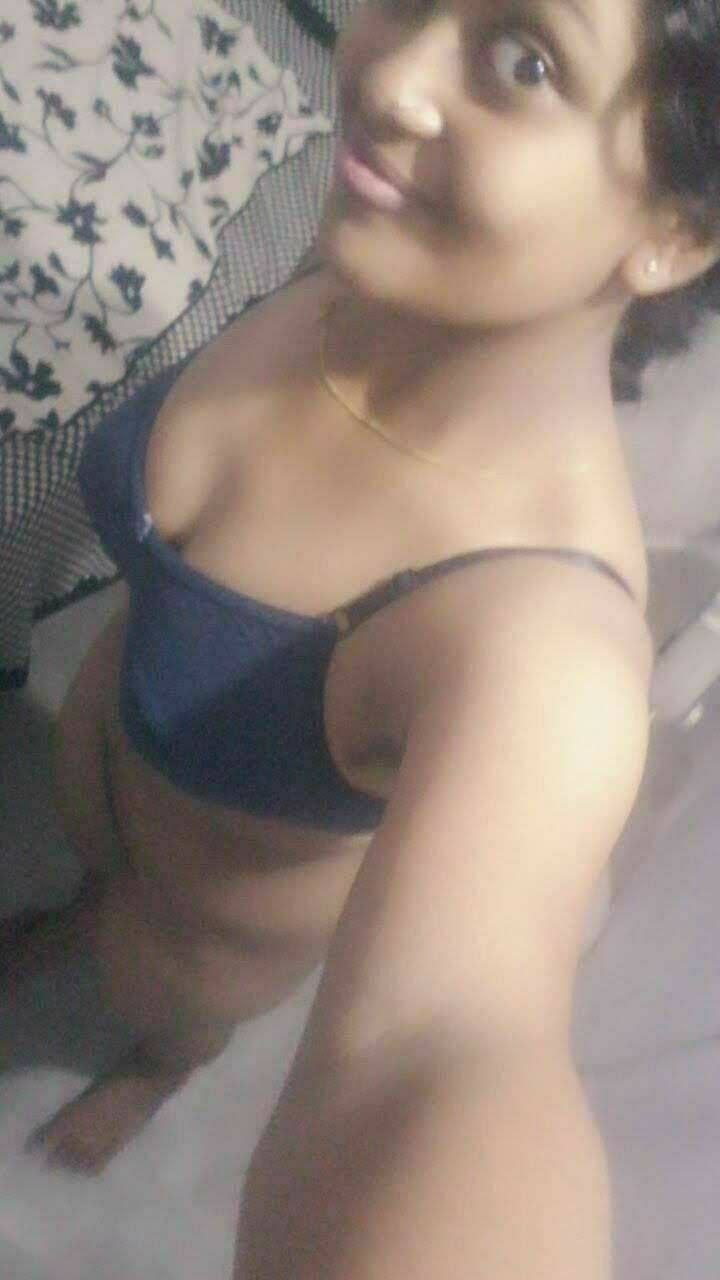 Kannada girl topless clicks shared online 3