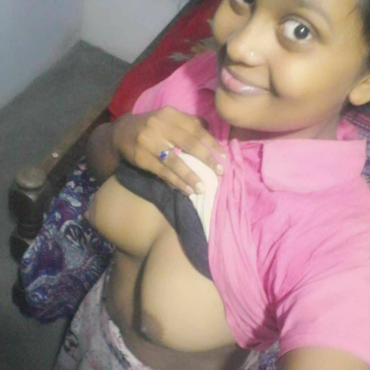 Kannada girl topless clicks shared online 6