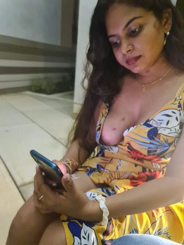 Kerala couple erotic sex and hot wife pussy smoking 2