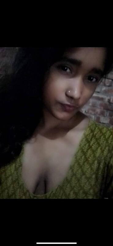 Kolkata hot girlfriend nude boobs showing selfie 3